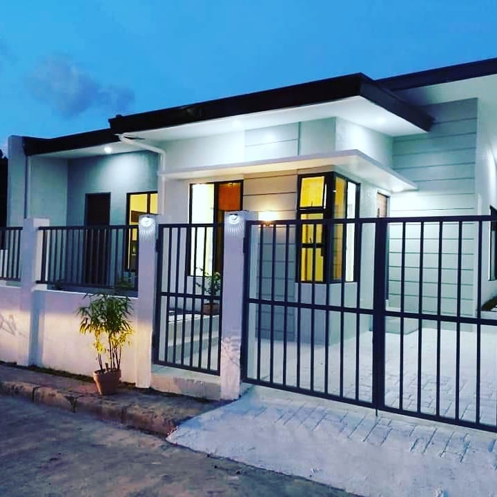 For Sale 4 Bedroom House in Catalunan Grande Davao City
 4 B...