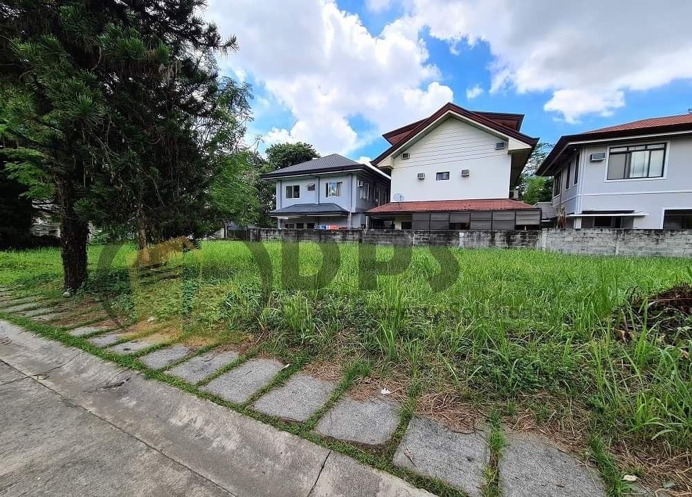 FOR SALE Residential Lot in #Woodridge Park Ma-A Davao City
...