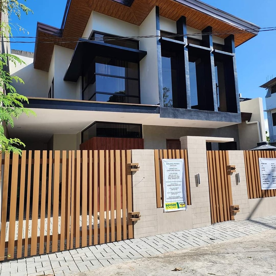 Looking for a new home? Discover the best neighborhoods with house and lot for sale in Davao City. Find your ideal property in top areas like Buhangin, Matina, and more!