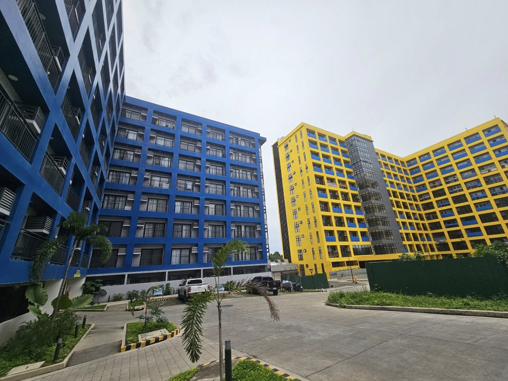 Discover the top 5 reasons why hiring a licensed real estate broker in the Philippines is essential for your property investment success. Trust Davao Property Solutions for expert guidance.