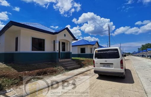 Available House For Assume in Villa Constancia Catalunan Peq...